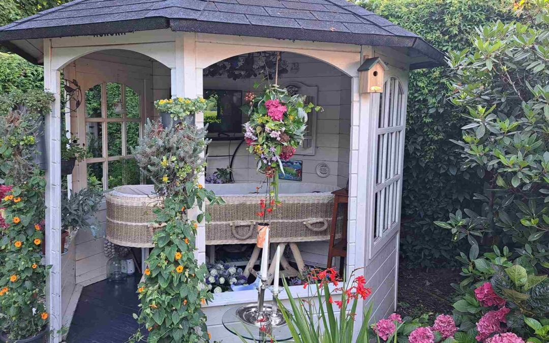 Nog één keer in haar eigen tuin