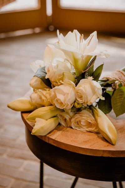 Bloemen op begrafenis